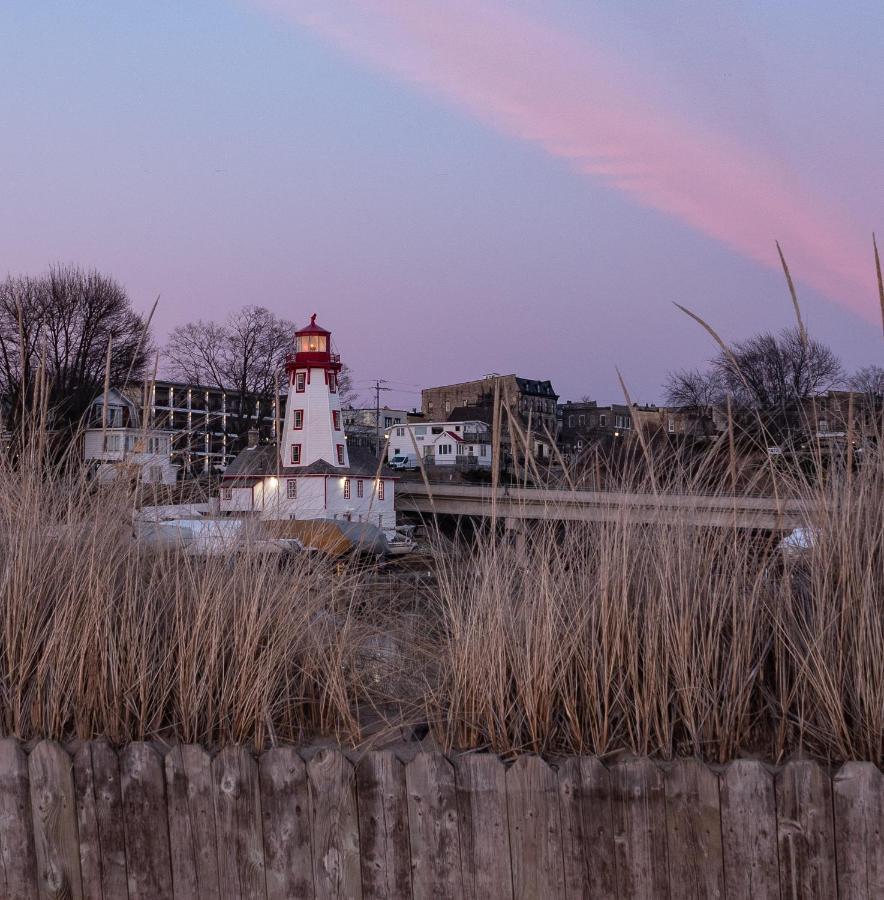 Inn At The Harbour Kincardine Extérieur photo