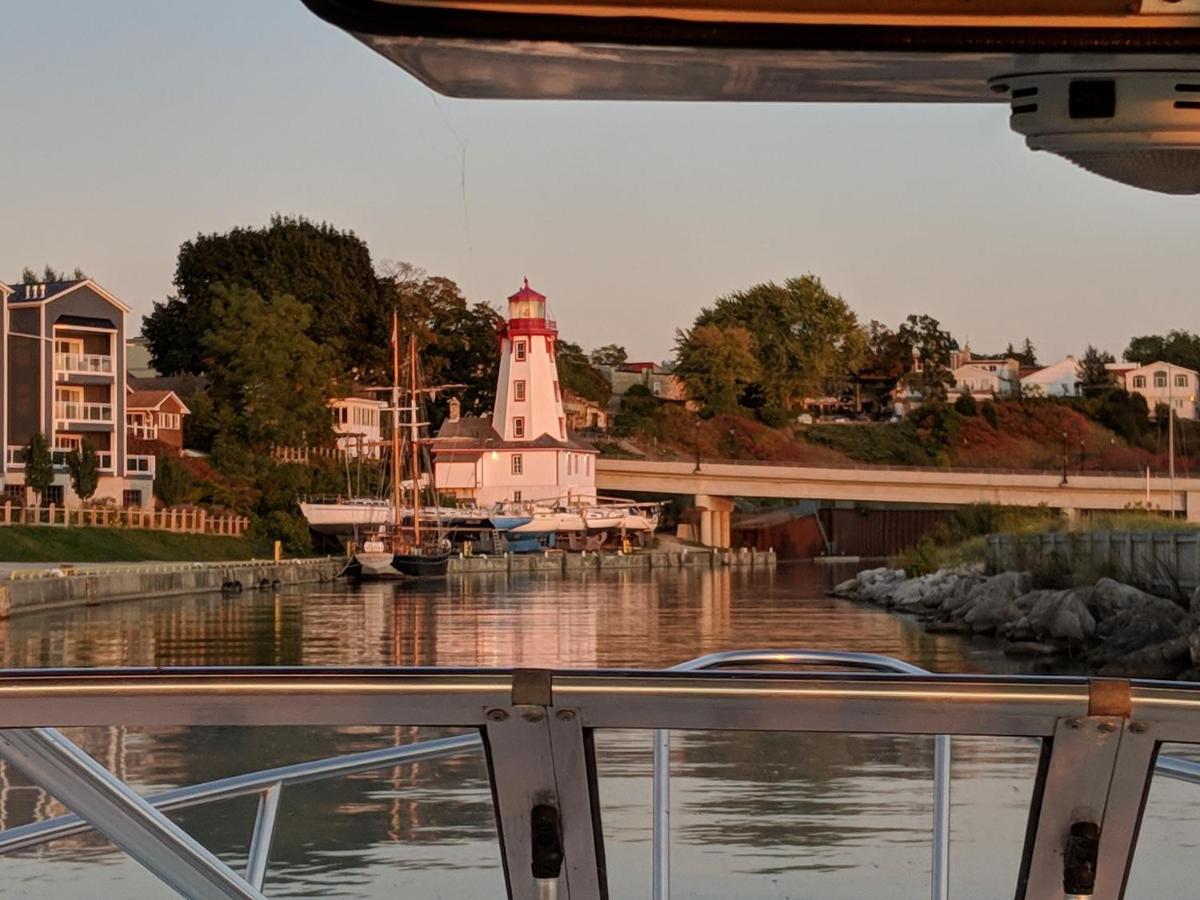 Inn At The Harbour Kincardine Extérieur photo