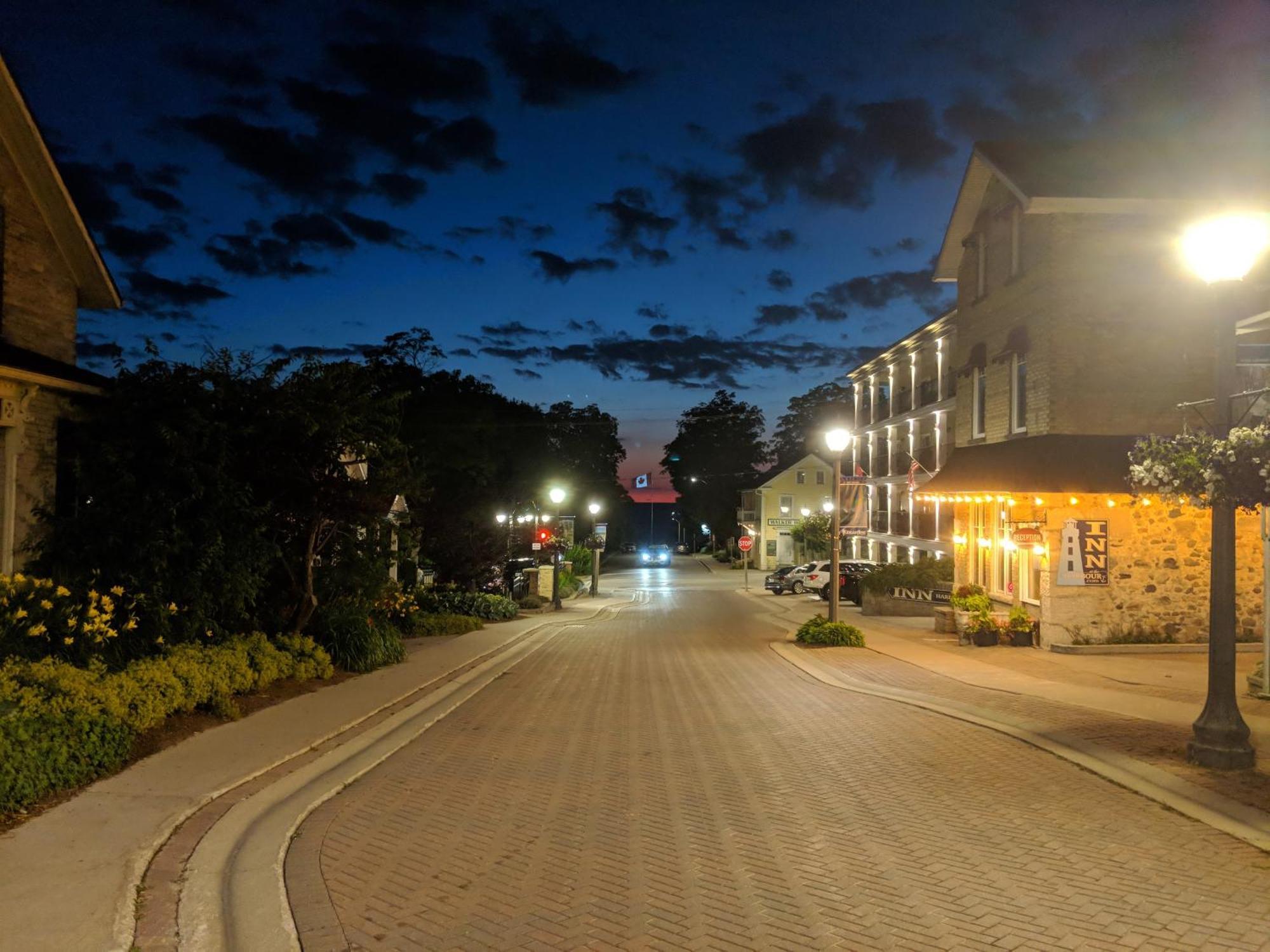 Inn At The Harbour Kincardine Extérieur photo