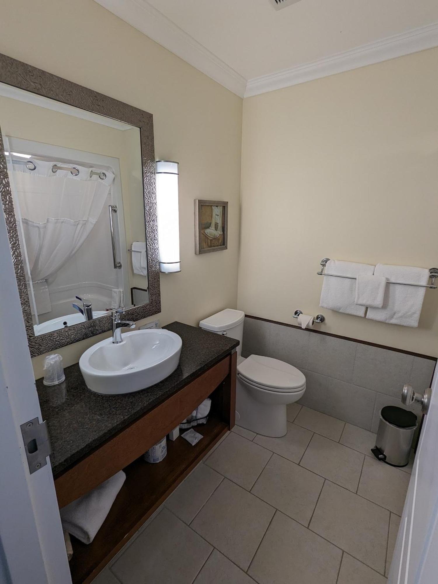 Inn At The Harbour Kincardine Chambre photo